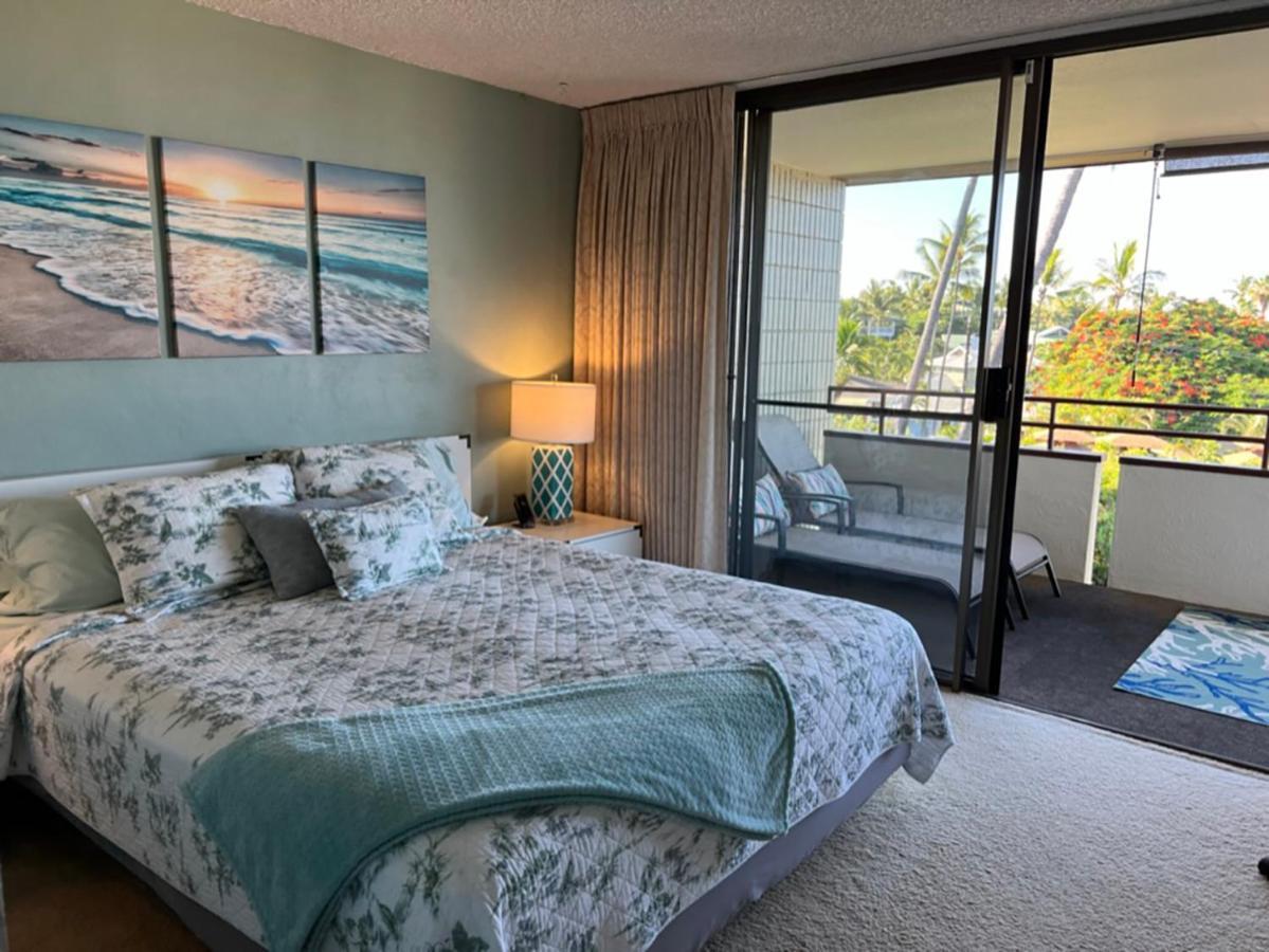 Kona Magic Ali'I - Top Floor Views, Pool, Beach, Sunsets Kailua-Kona Exterior foto