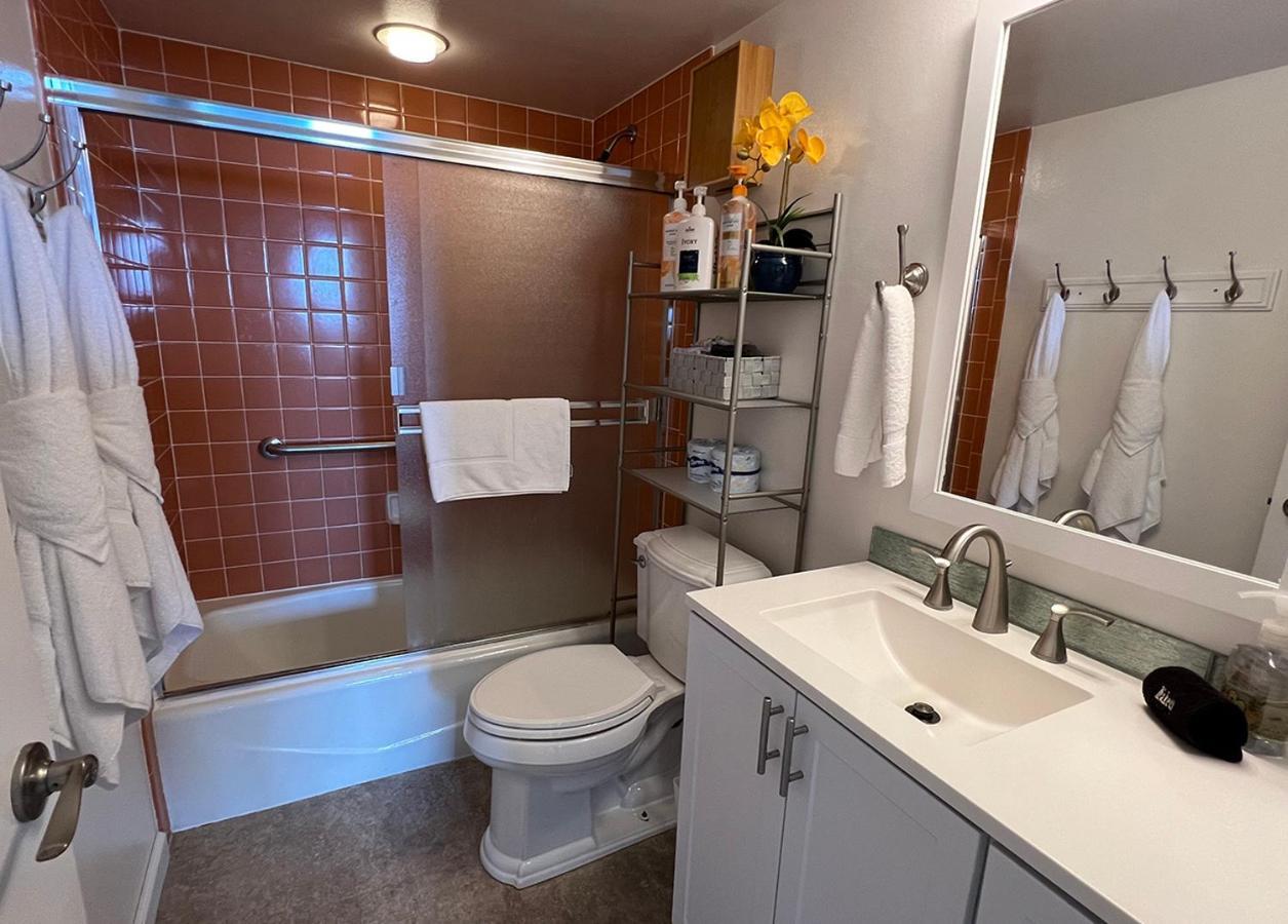 Kona Magic Ali'I - Top Floor Views, Pool, Beach, Sunsets Kailua-Kona Exterior foto